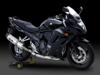 Yoshimura R-77J Slip-On teräsvaimennin SS/CF
